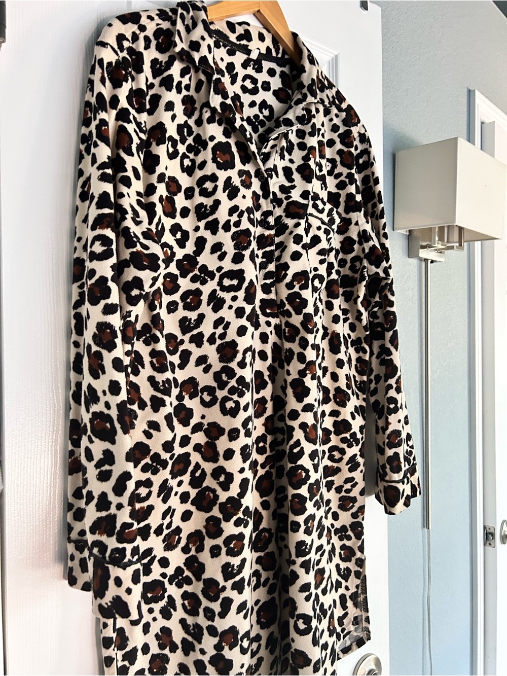 LG Black and Cream Leopard Print Nightgown
